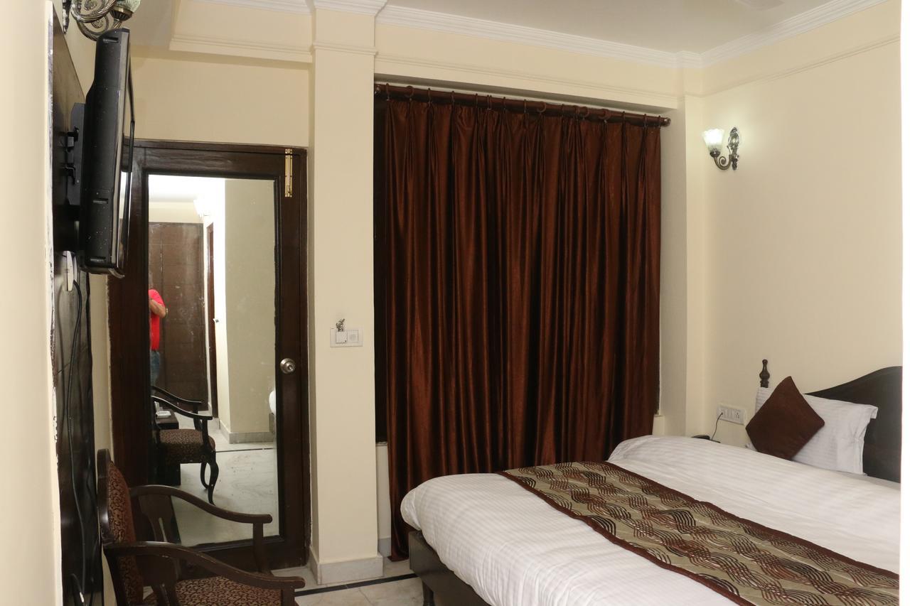 New Bharat Hotel Mussoorie Buitenkant foto