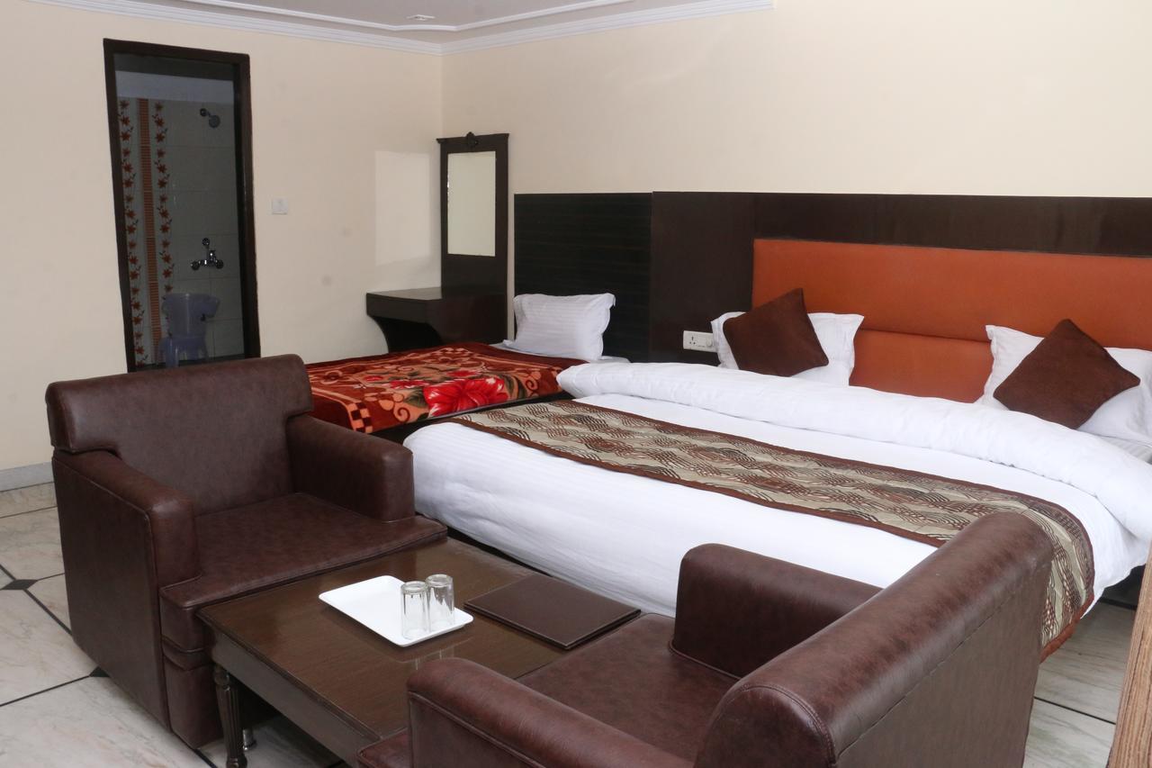 New Bharat Hotel Mussoorie Buitenkant foto