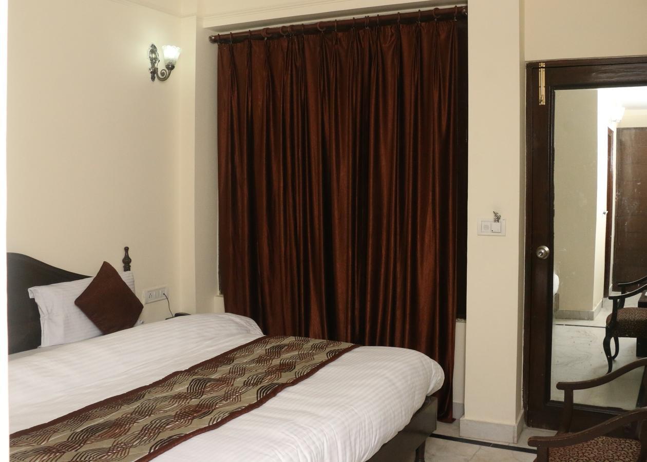 New Bharat Hotel Mussoorie Buitenkant foto