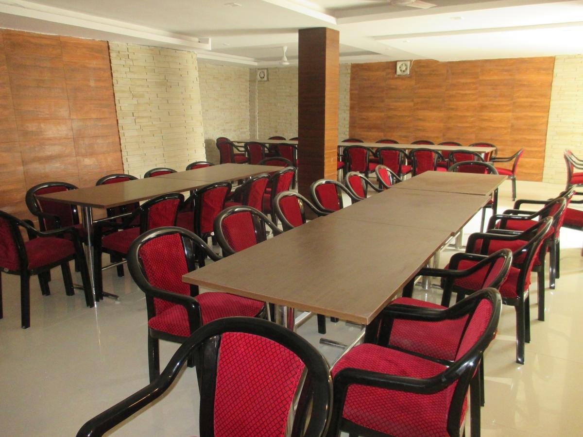 New Bharat Hotel Mussoorie Buitenkant foto